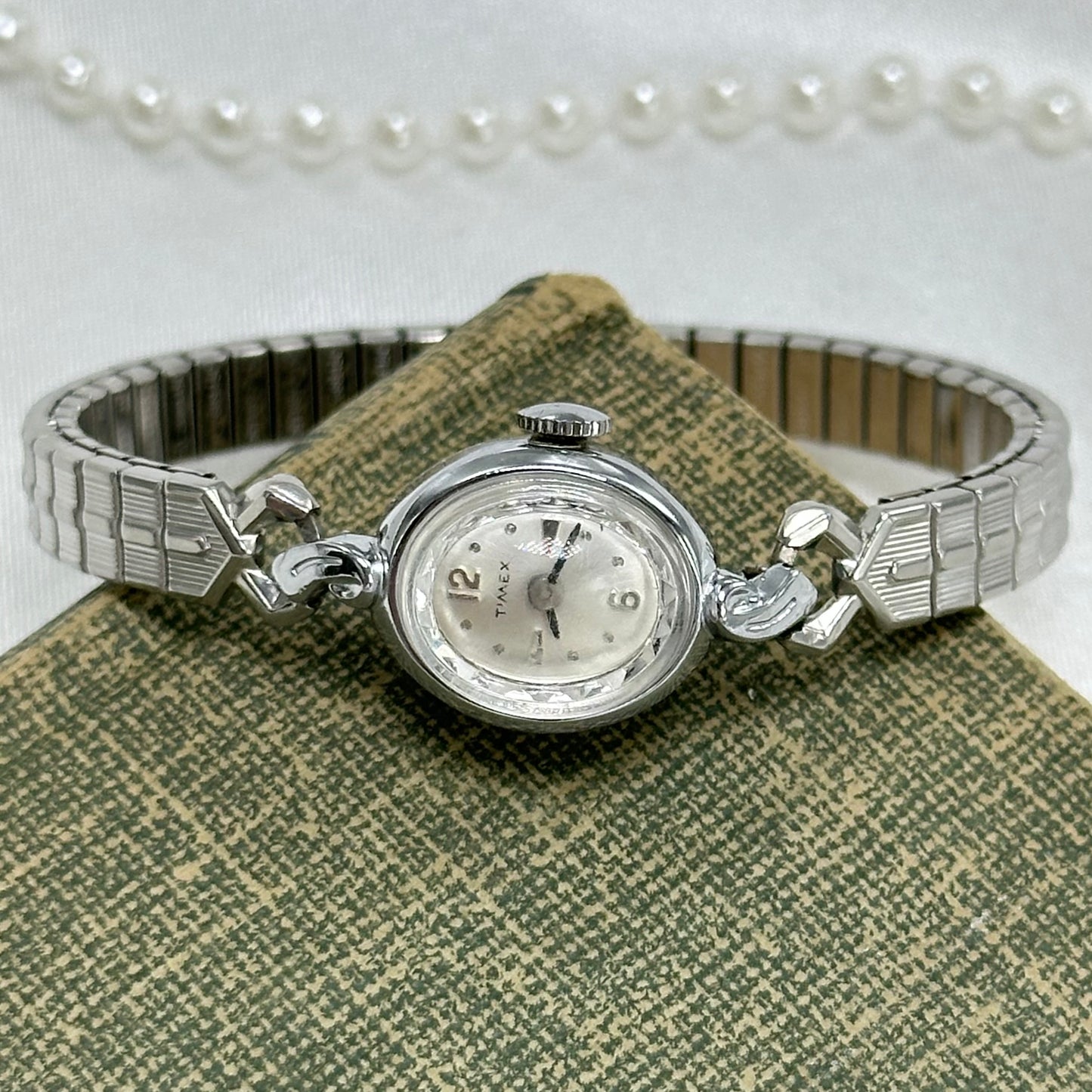 Diamanté Silver Vintage Wind-Up Timex Watch
