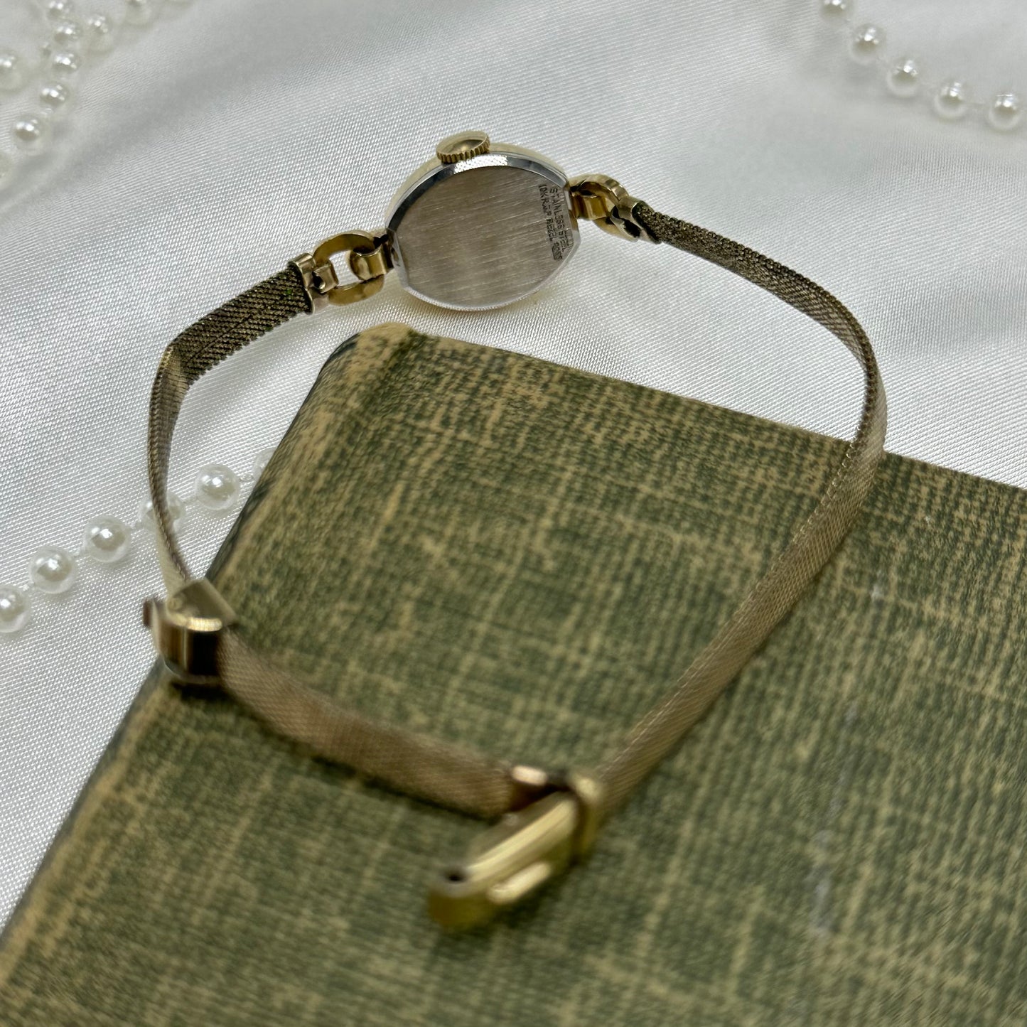 12K RGP Gold 1952 Elgin De Luxe Wind-Up Watch
