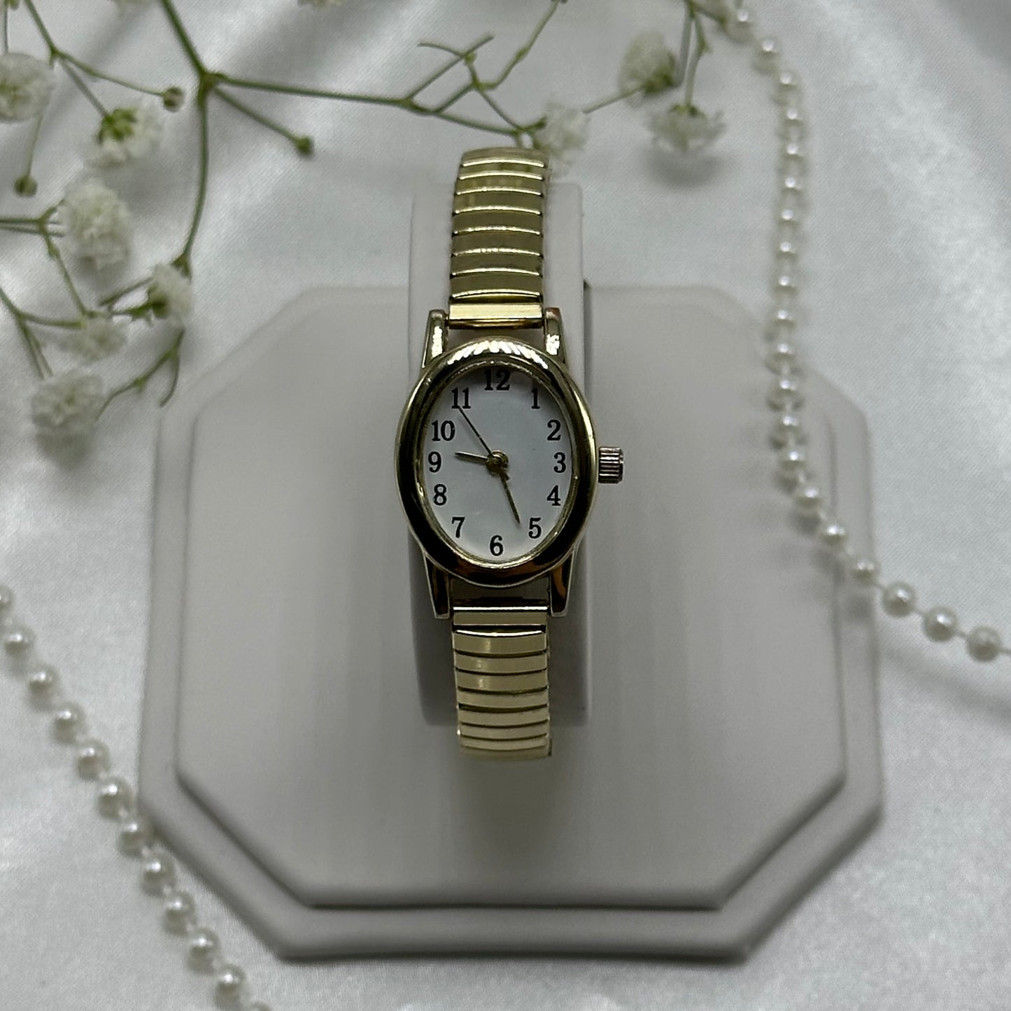 Classic Gold Oval Dial Watch