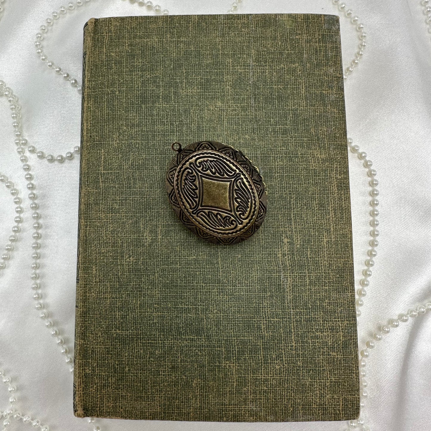 Vintage Filigree Locket