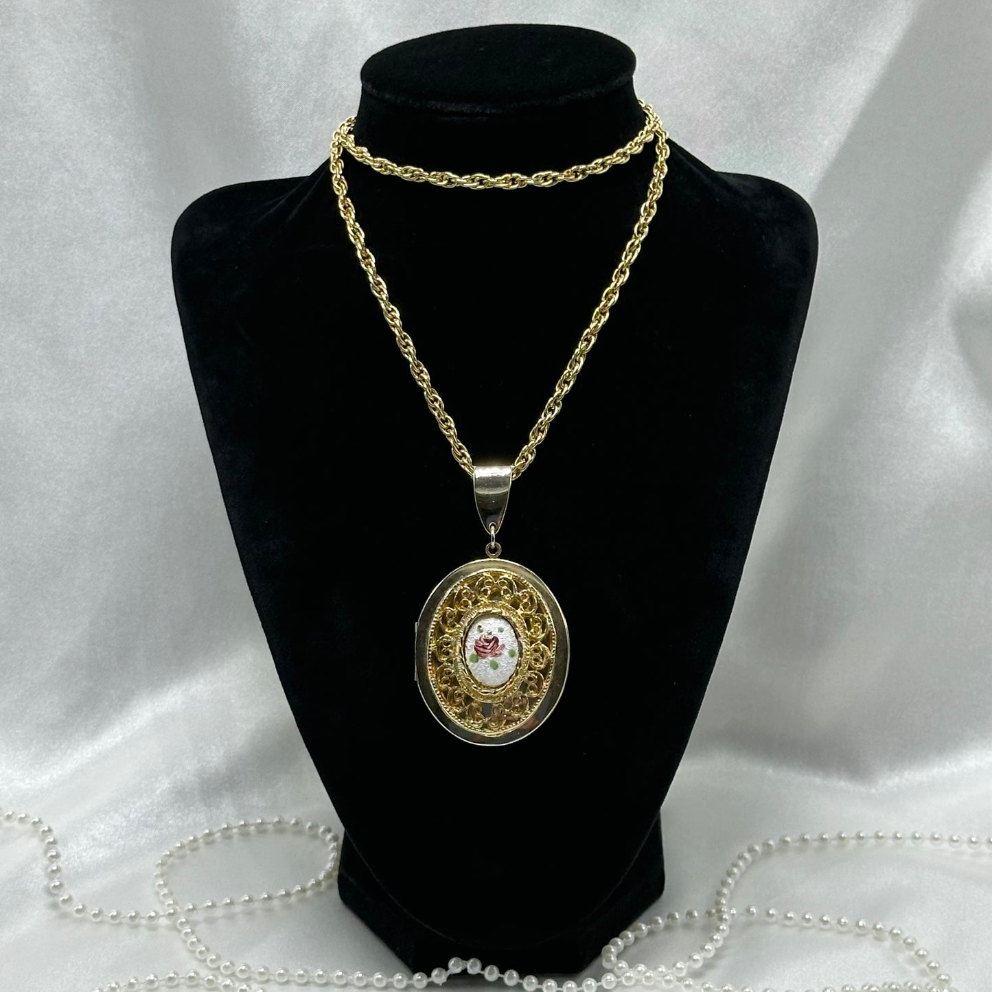 Vintage Floral Filigree Locket Necklace