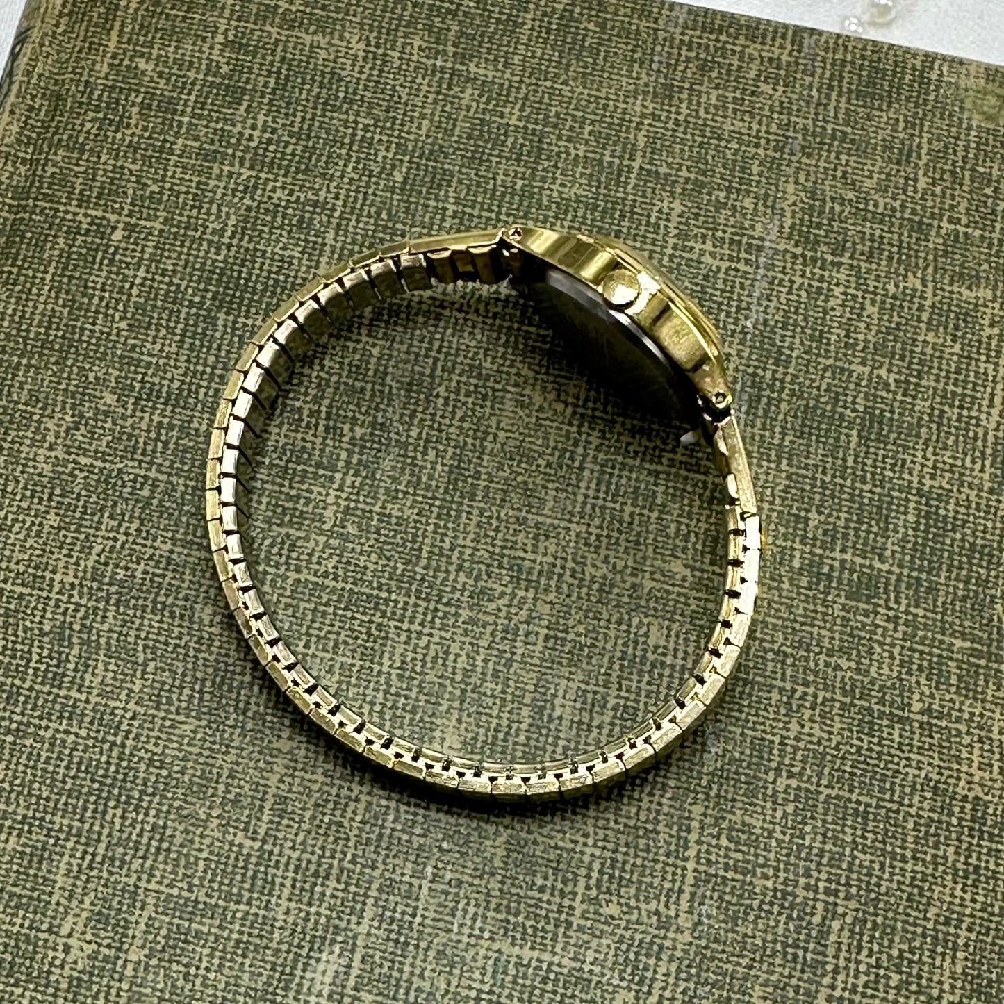 Gold Round Dial Lorus Watch