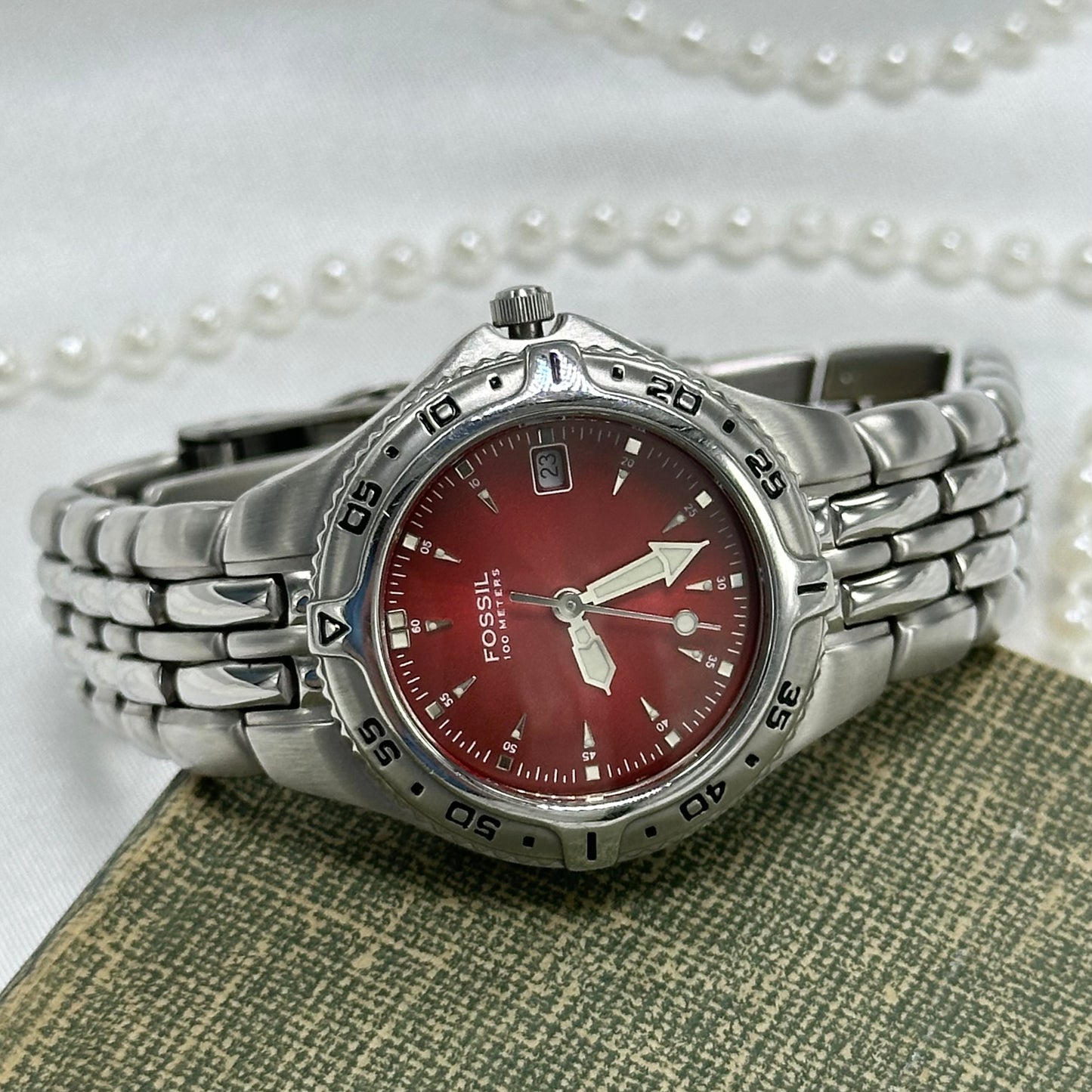 Red Dial Fossil Watch with Rotating Bezel