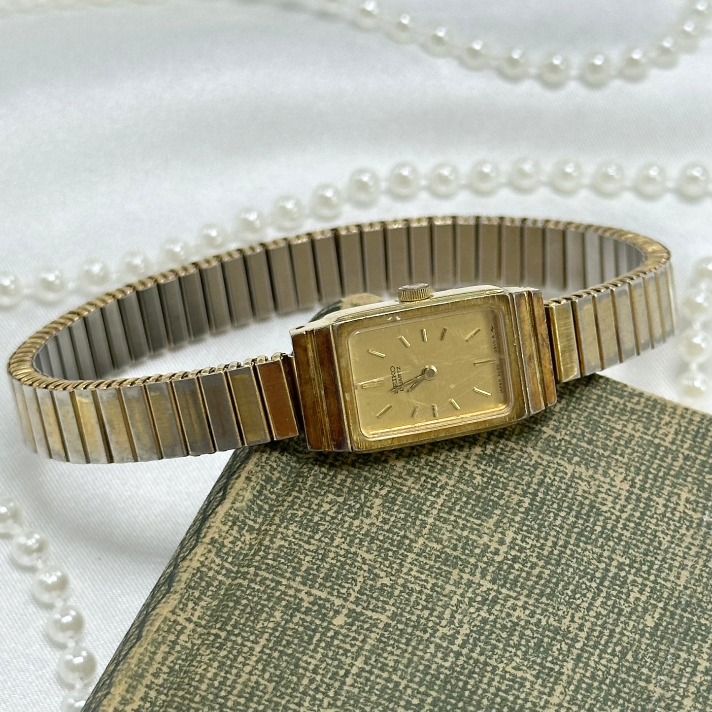 Vintage Gold Rectangle Dial Seiko Watch