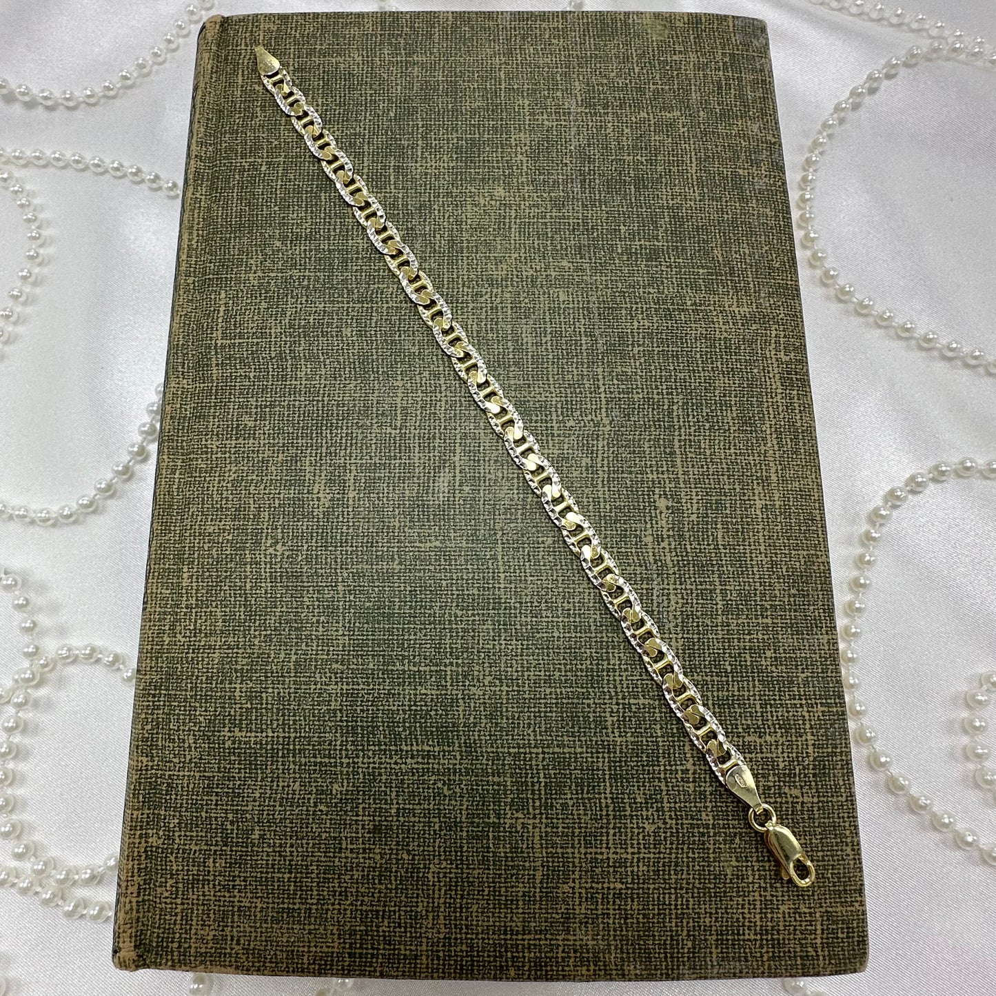 Vintage Gold Gucci Link Chain Bracelet