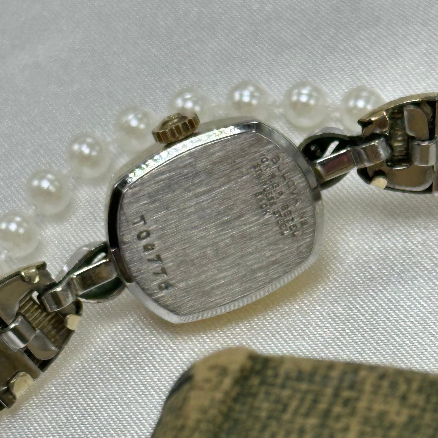 Dainty Vintage 1976 Bulova 23 Jewels Wind-Up Watch