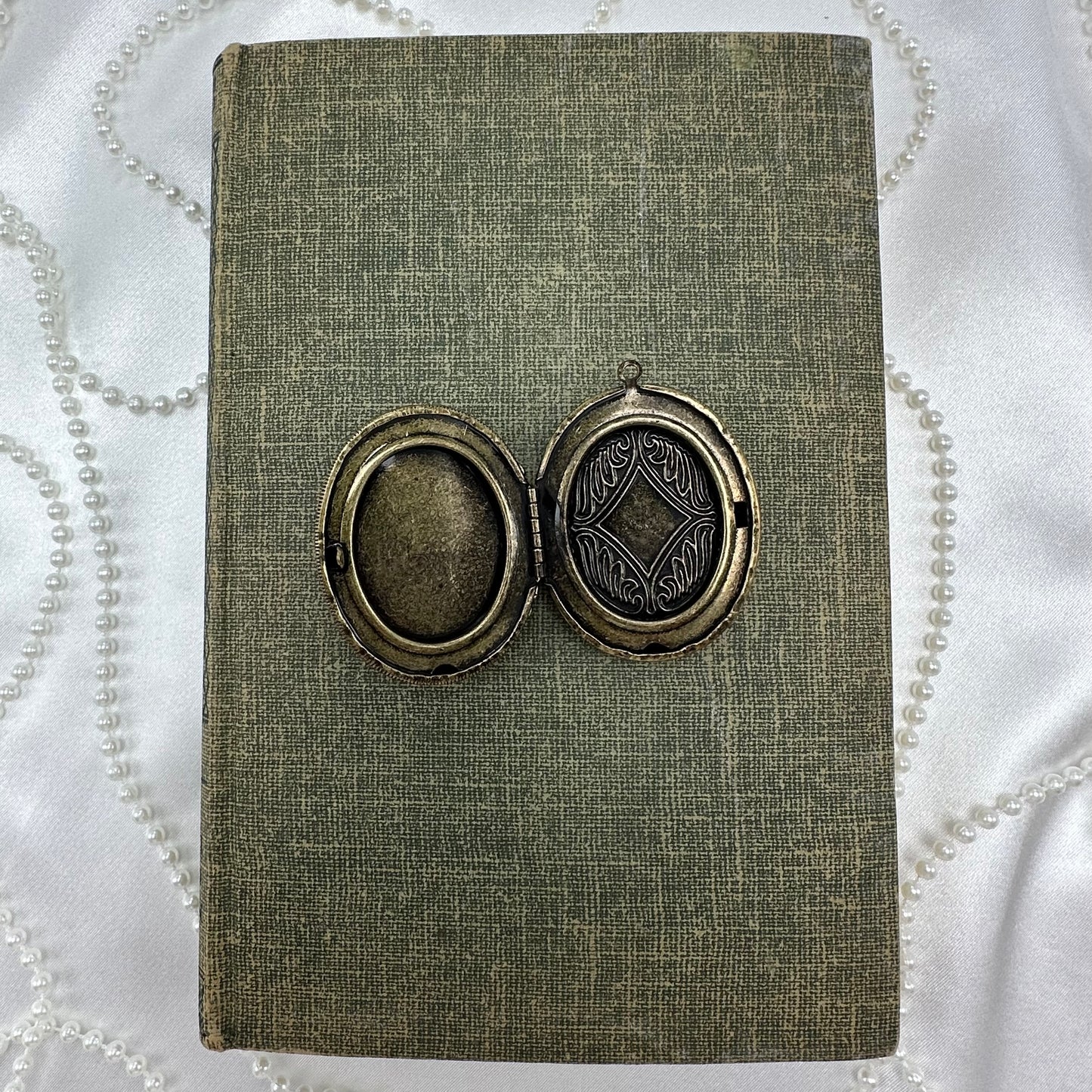 Vintage Filigree Locket