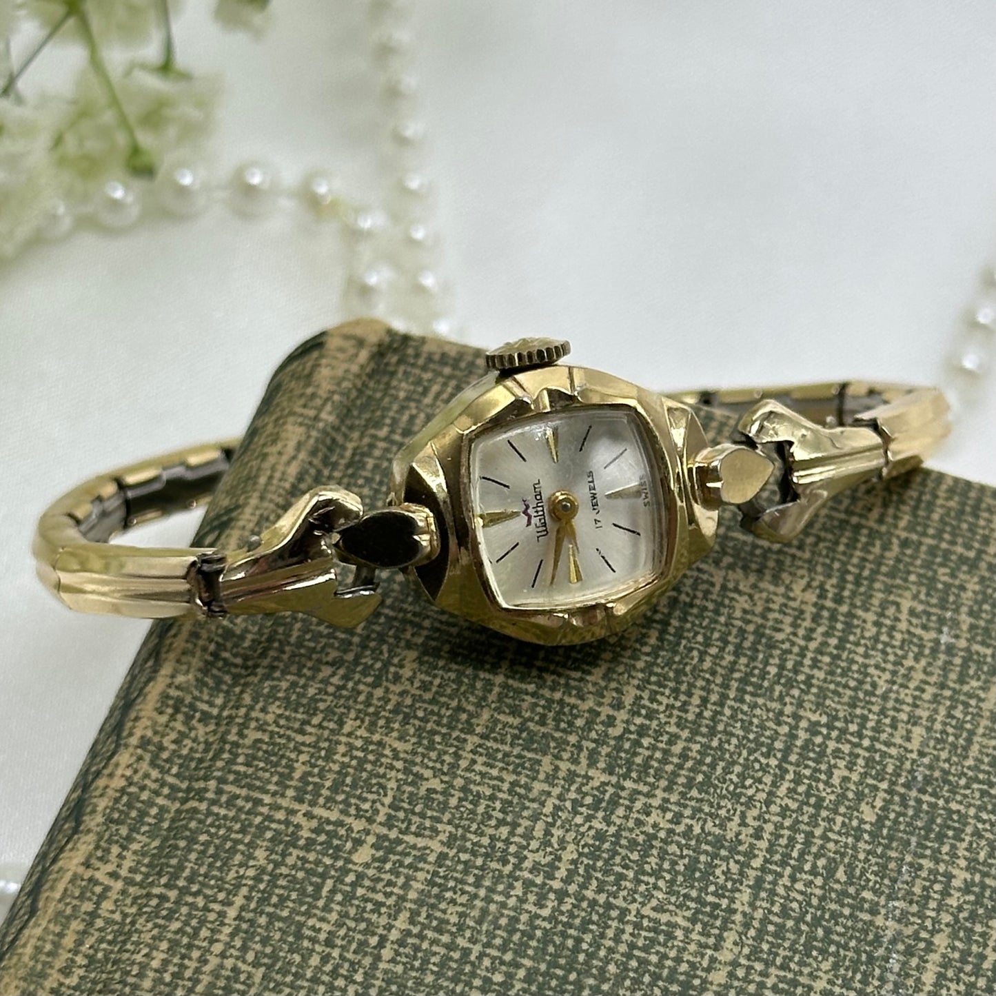 Vintage Waltham 17 Jewels Cocktail Watch