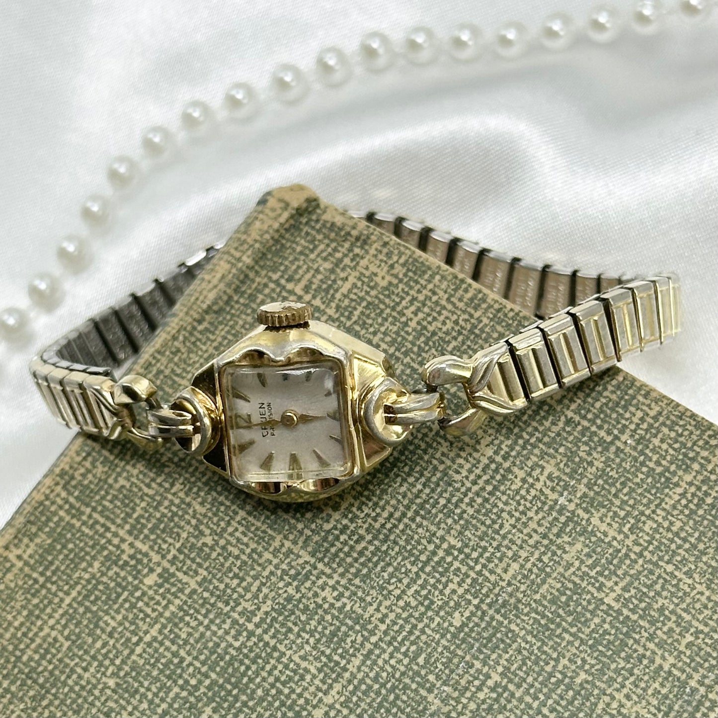 1950's Gruen Wind Up Watch