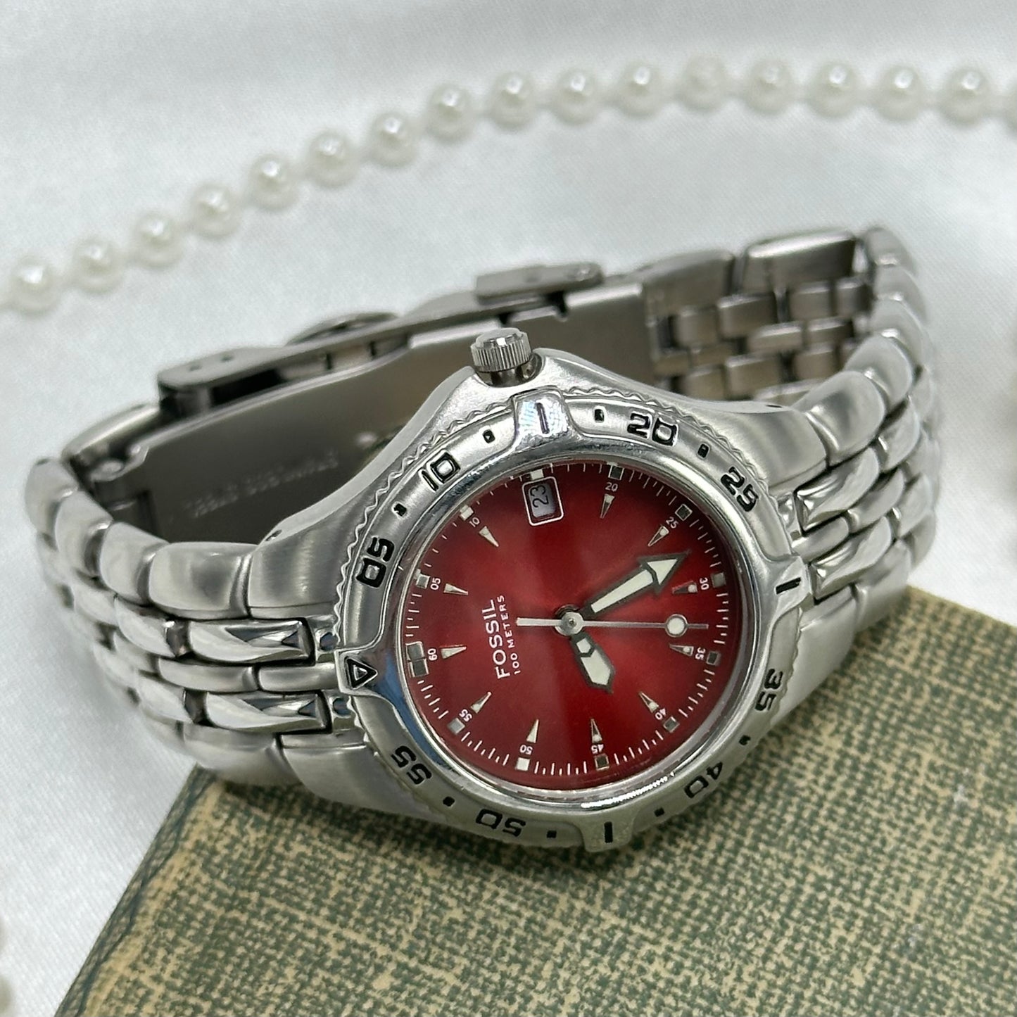 Red Dial Fossil Watch with Rotating Bezel
