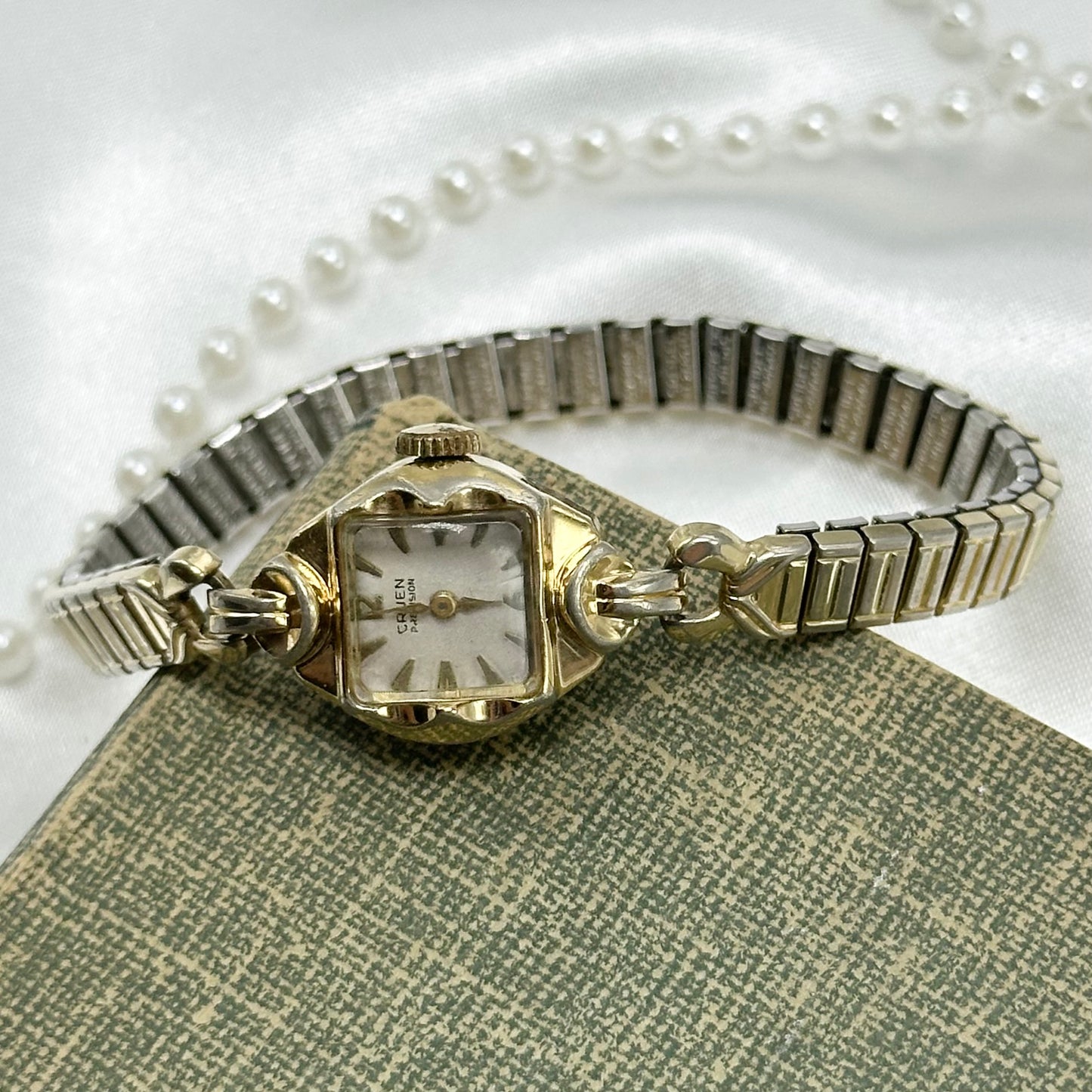 1950's Gruen Wind Up Watch