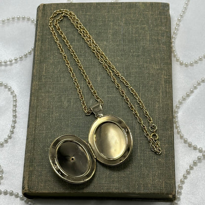 Vintage Floral Filigree Locket Necklace