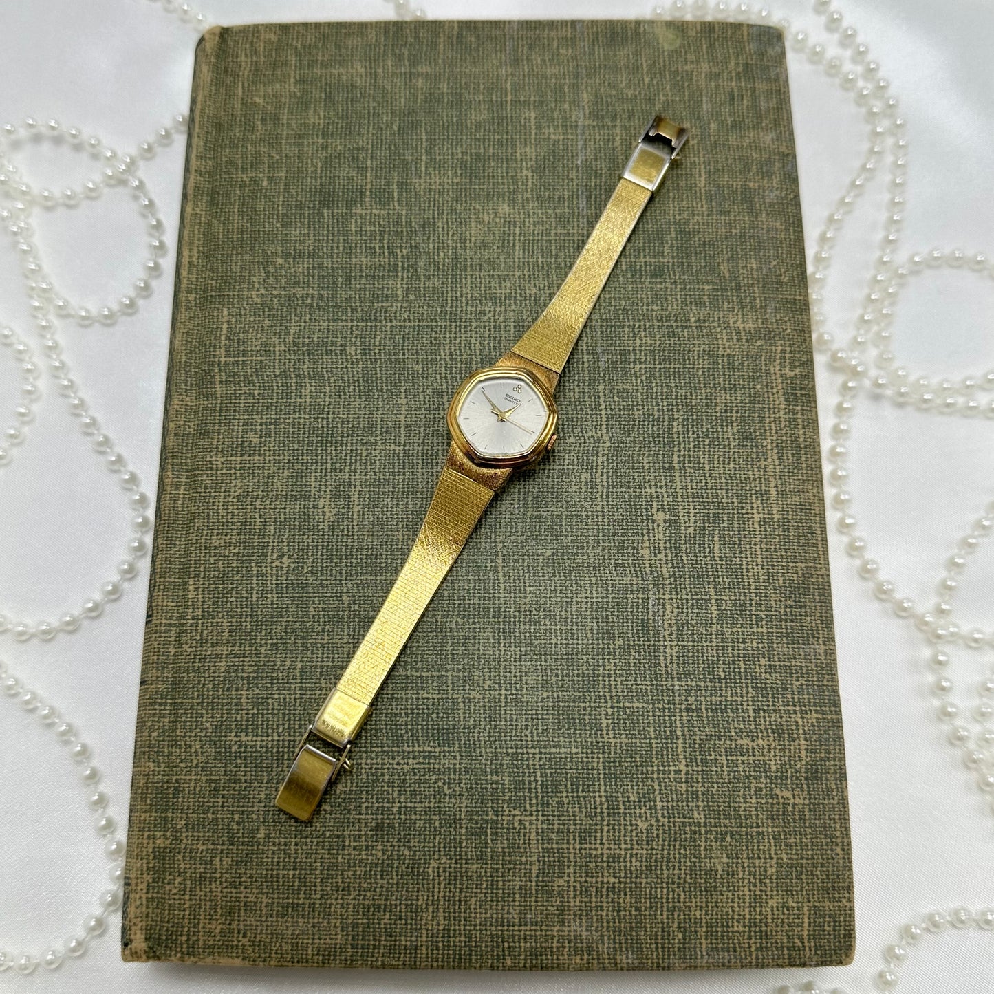 Vintage Gold Hexagon Dial Seiko Watch