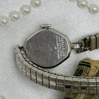 Dainty Silver 1975 Caravelle Wind-Up Cocktail Watch