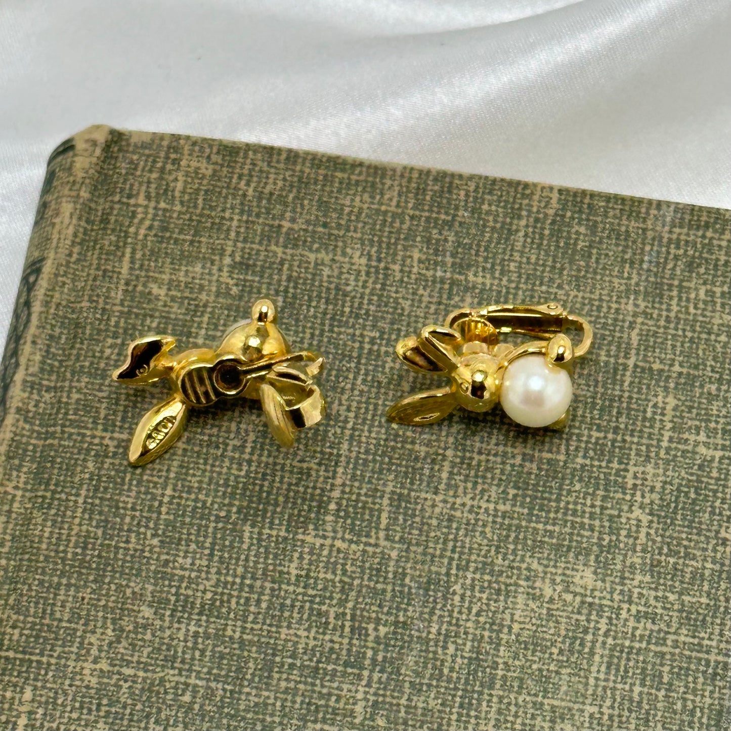 Vintage Clip On Avon Bunny Earrings with Pearls