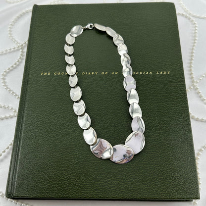 Vintage Avon Silver Oval Link Necklace