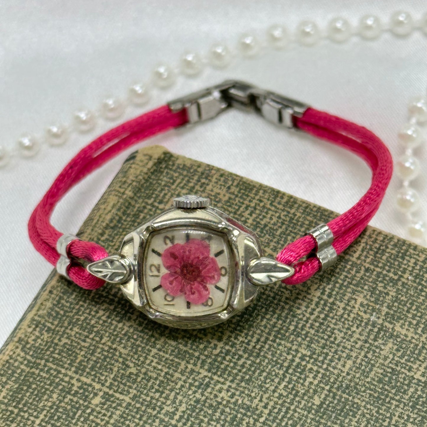 Vintage Pink Flower Watch