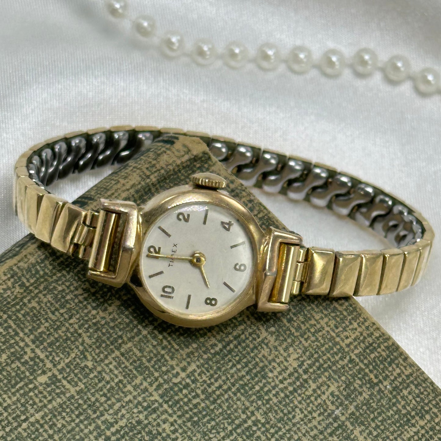 Vintage Dainty Gold Round Dial Timex Watch