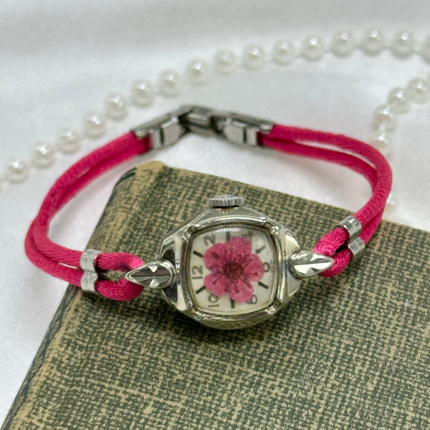 Vintage Pink Flower Watch