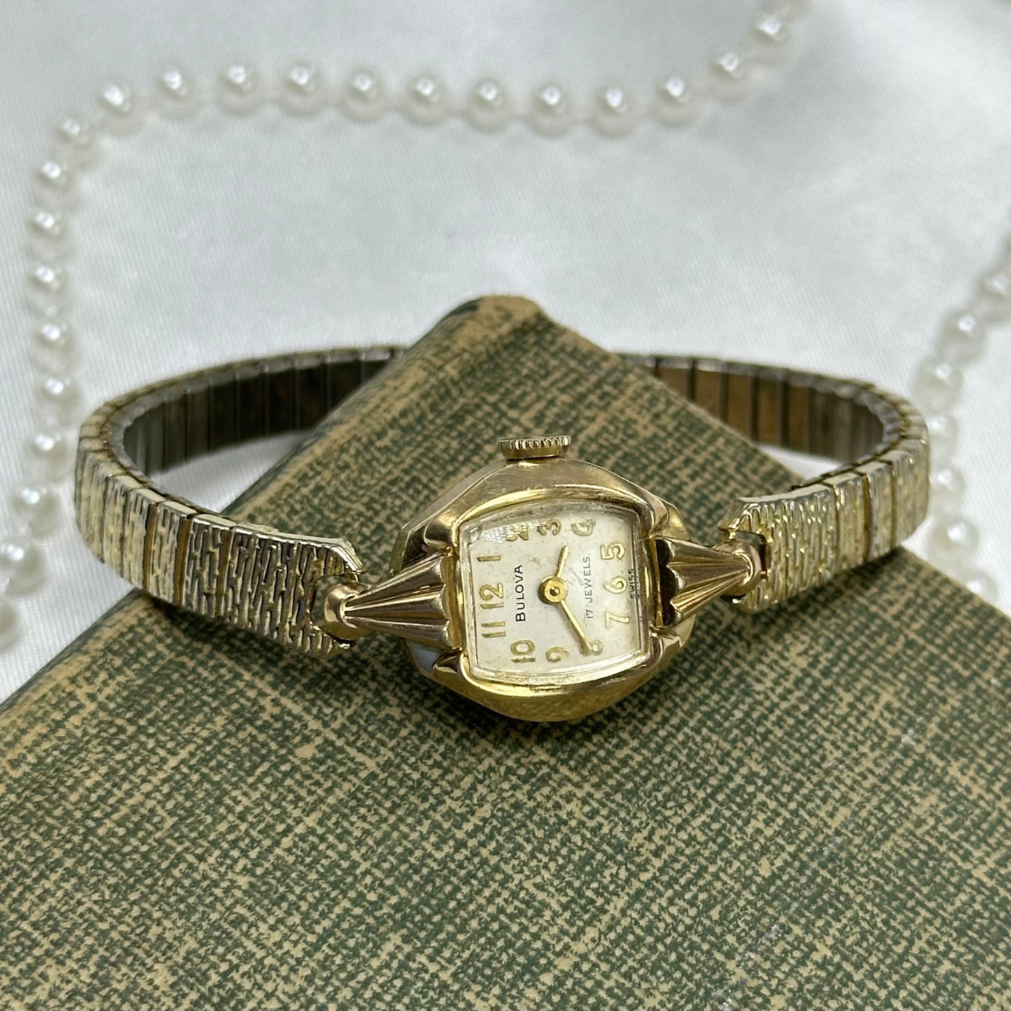 1959 10k RGP Wind-Up Bulova Cocktail Watch with Detailed Band