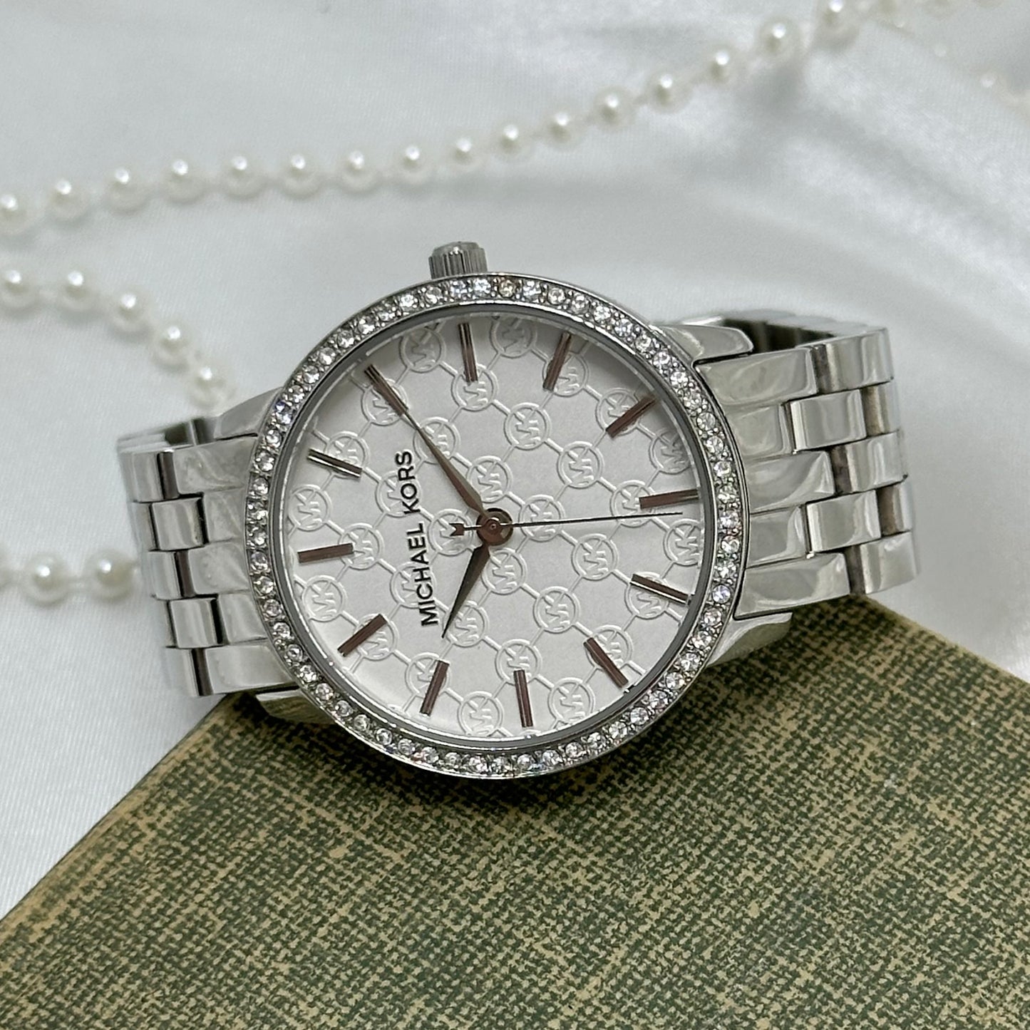Vintage Silver Michael Kors Watch with Round Diamanté Dial
