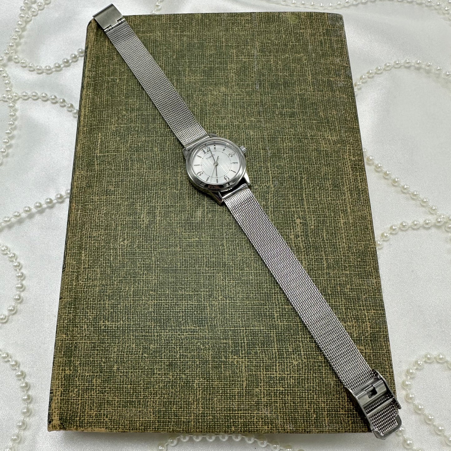 Silver Classic Round Dial Timex Watch