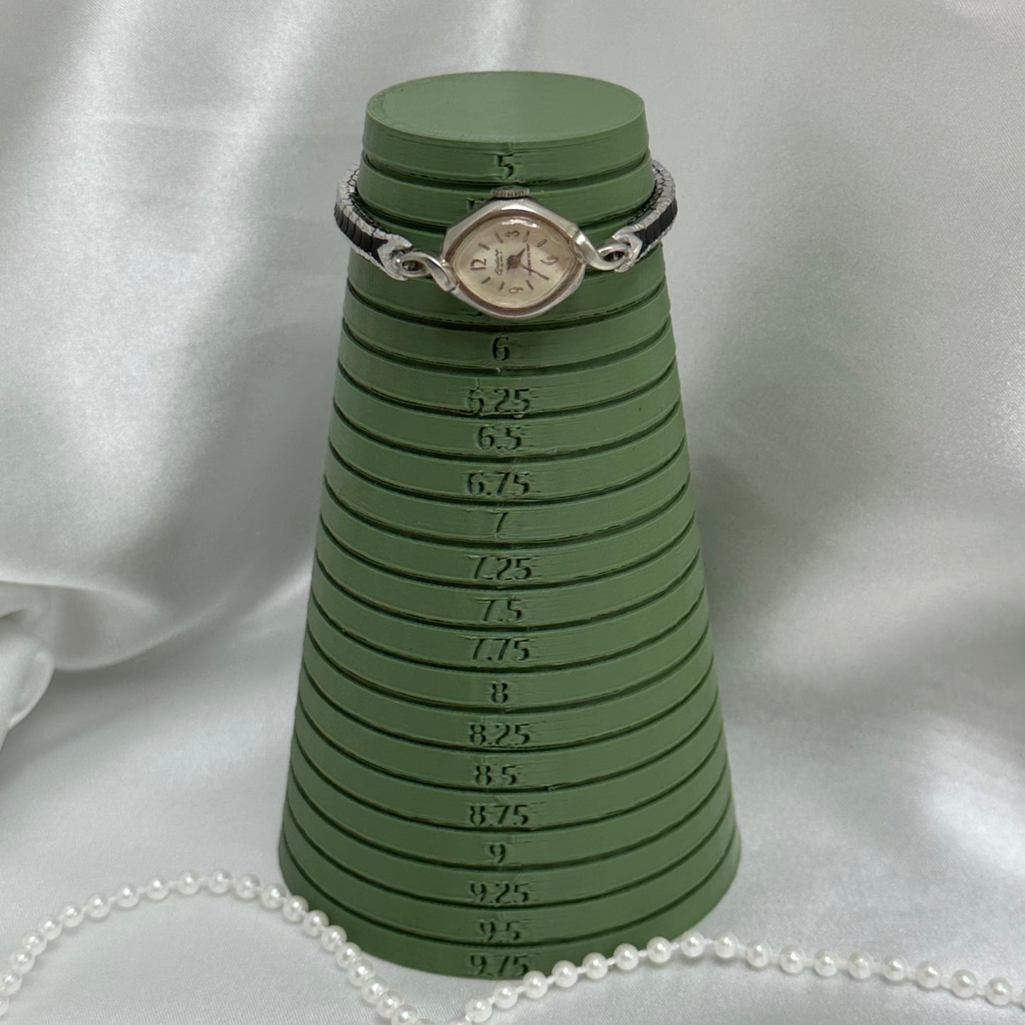 Dainty Vintage Silver Endura 17 Jewels Wind-Up Cocktail 1970's Watch with Black and Silver Band