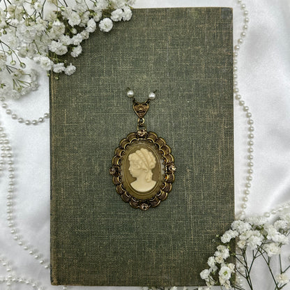 Vintage Filigree Cameo Pendant
