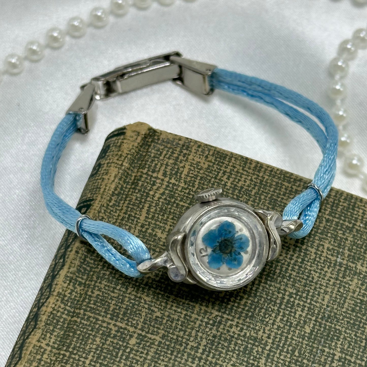 Vintage Baby Blue Flower Watch