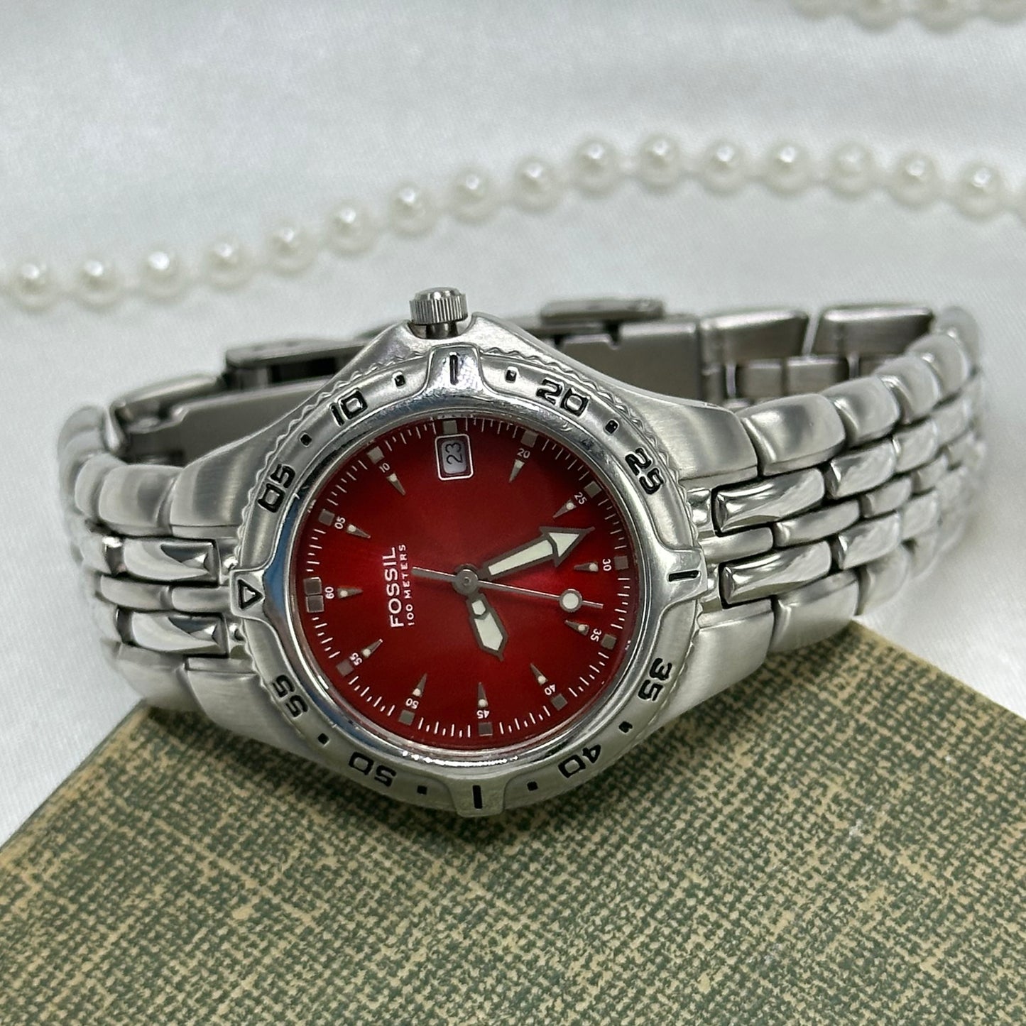 Red Dial Fossil Watch with Rotating Bezel
