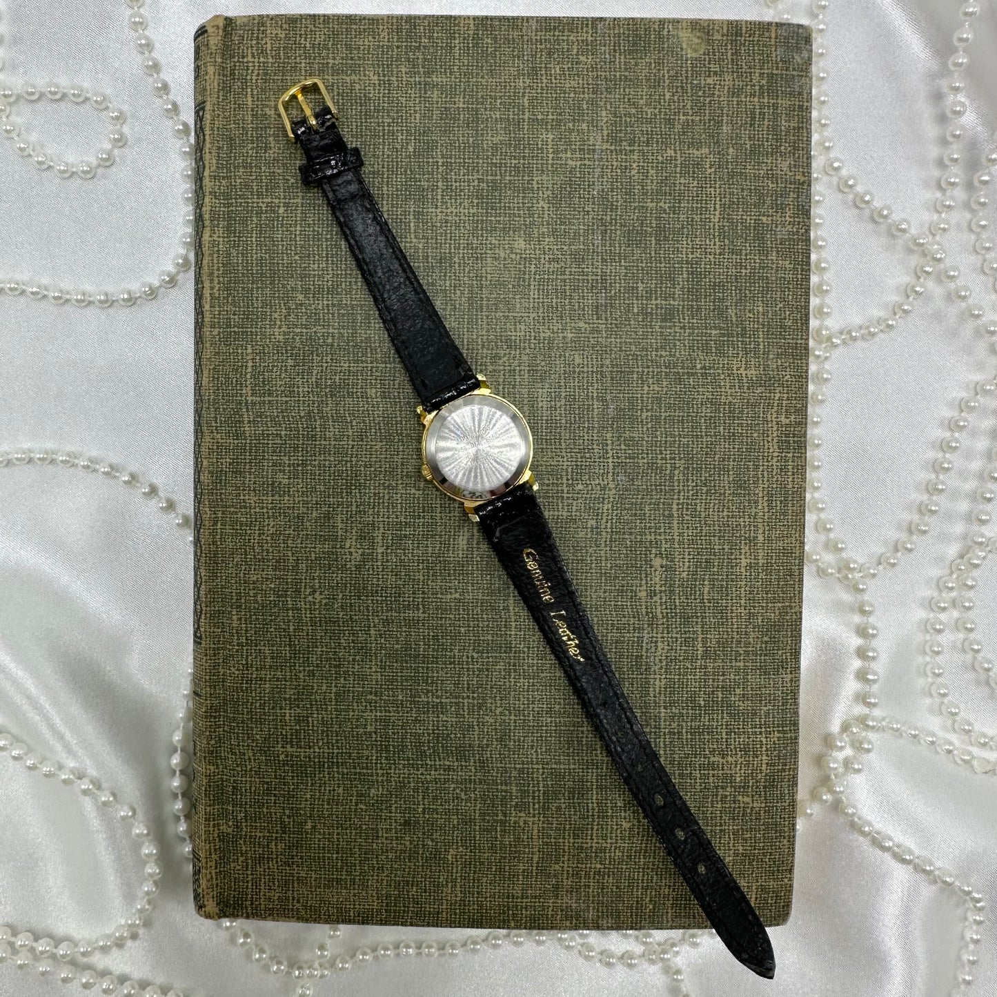 Vintage Gold Flower Dial Watch