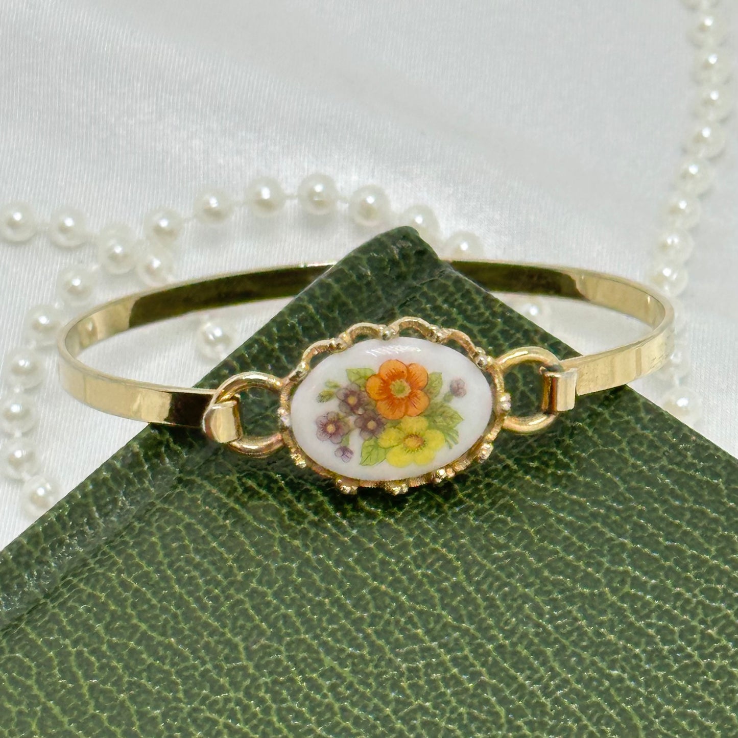 Vintage Porcelain Avon Floral Bangle