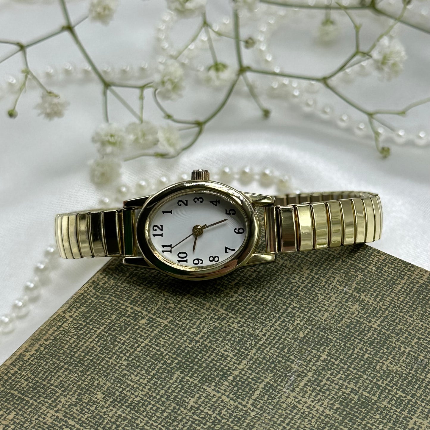 Classic Gold Oval Dial Watch