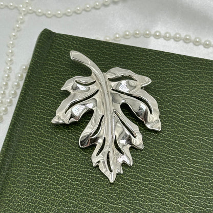 Vintage Art Nouveau Silver Leaf Brooch