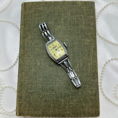 Antique 1930's Art Deco Ingraham Wrist-Fit Wind Up Watch
