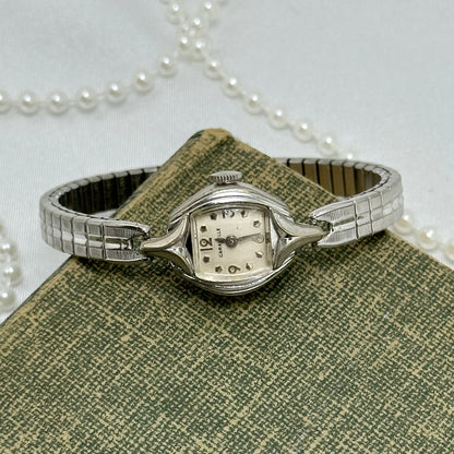 Dainty Silver 1975 Caravelle Wind-Up Cocktail Watch