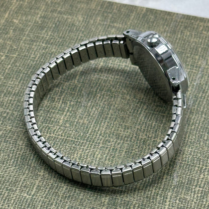 Classic Silver Round Dial Timex Watch