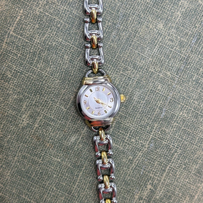 Two-Tone Round Dial Watch