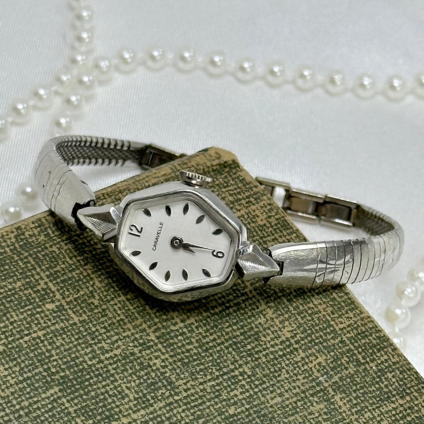 1975 Silver Wind-Up Caravelle Cocktail Watch with Detailed Band