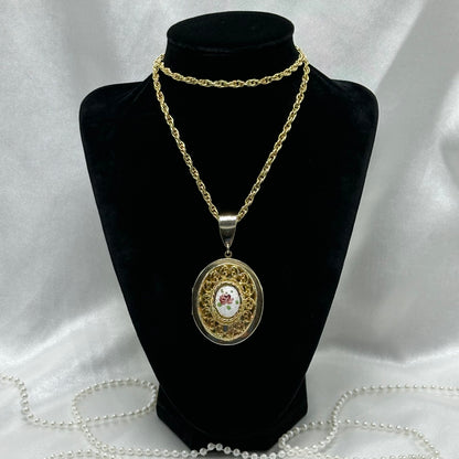 Vintage Floral Filigree Locket Necklace