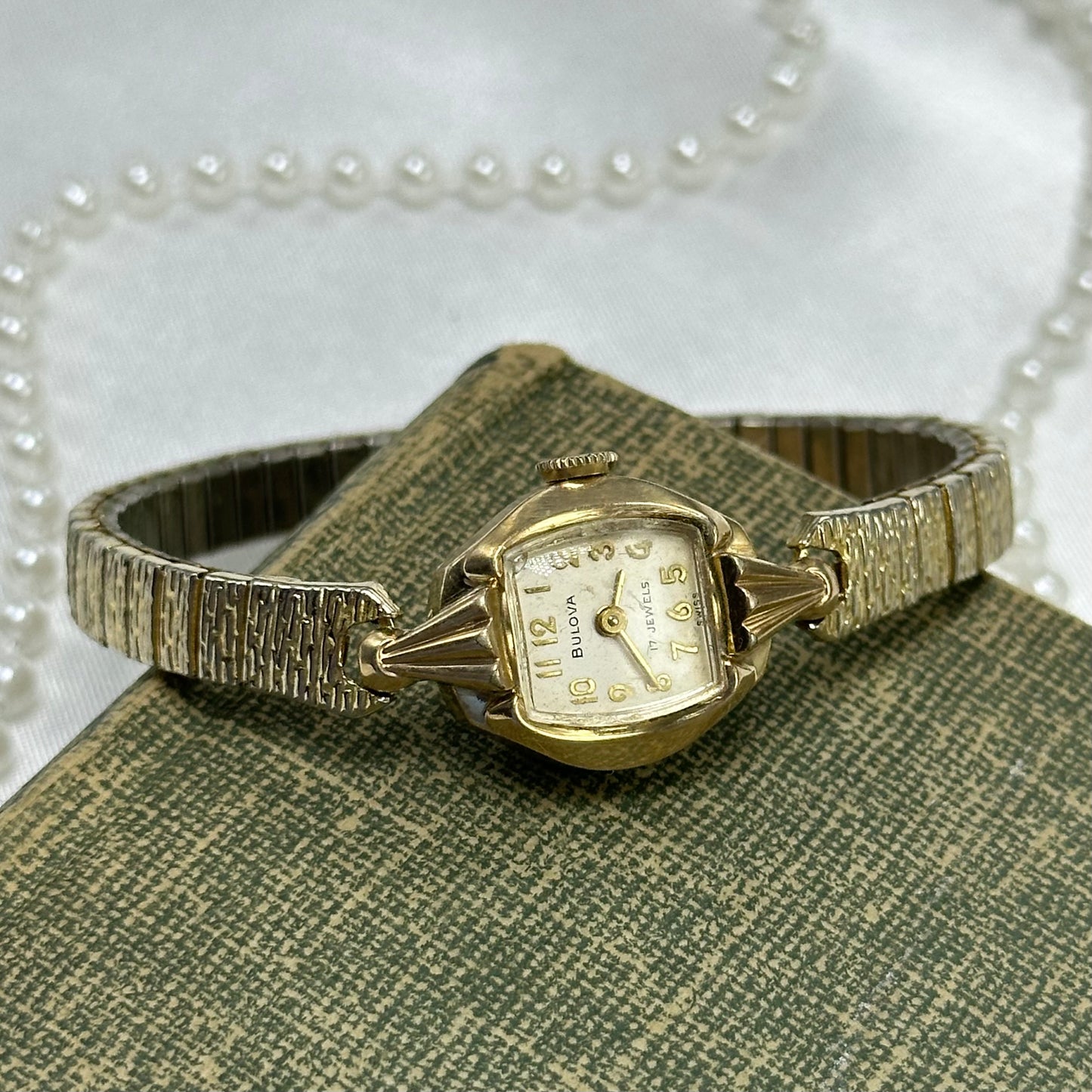 1959 10k RGP Wind-Up Bulova Cocktail Watch with Detailed Band
