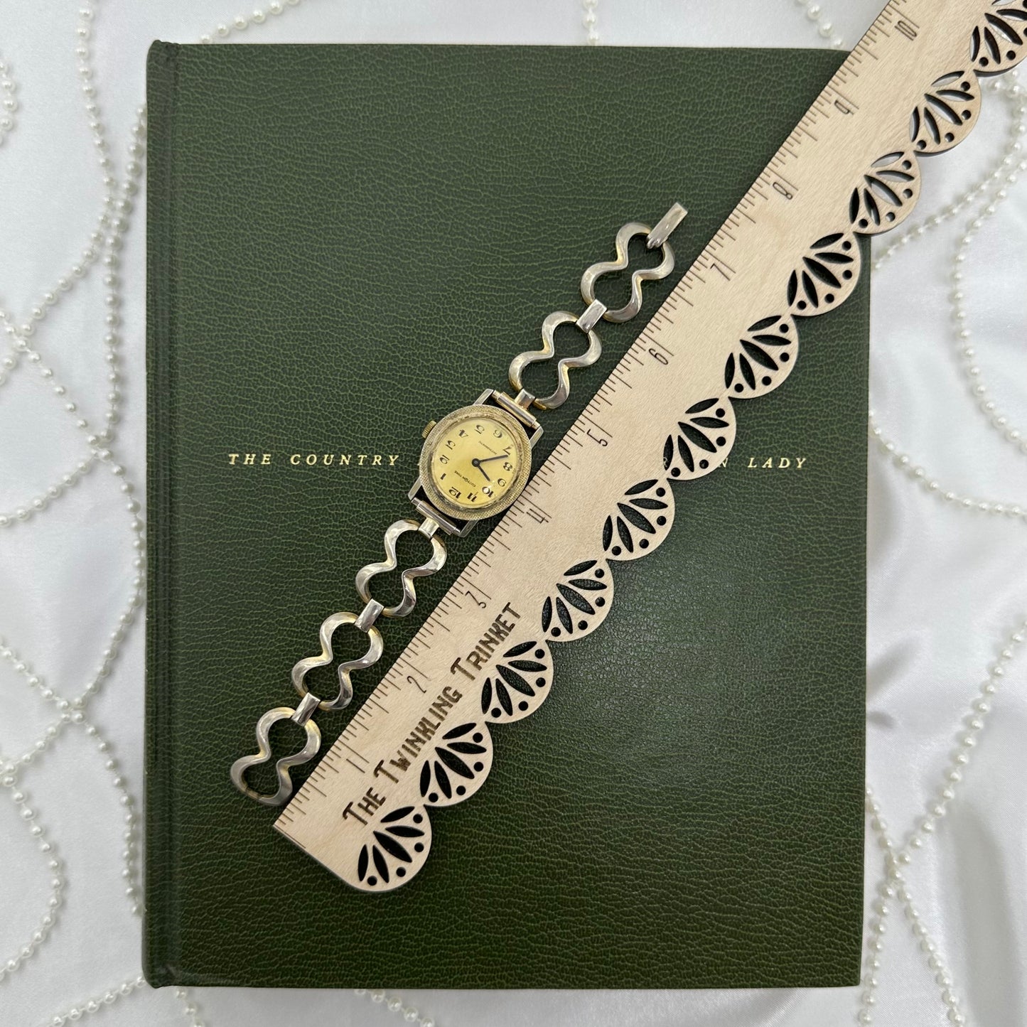 Vintage Collectable Custom Time Wind-Up Gold Watch