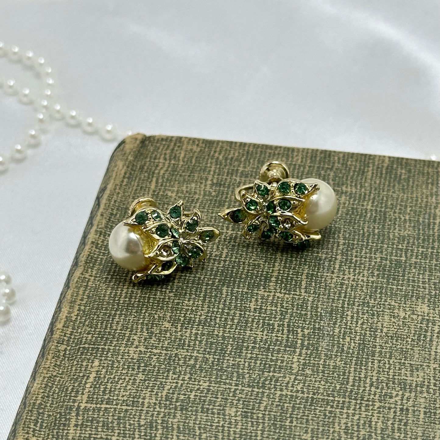 Vintage Green Rhinestone and Pearl Earrings - Screw Backs