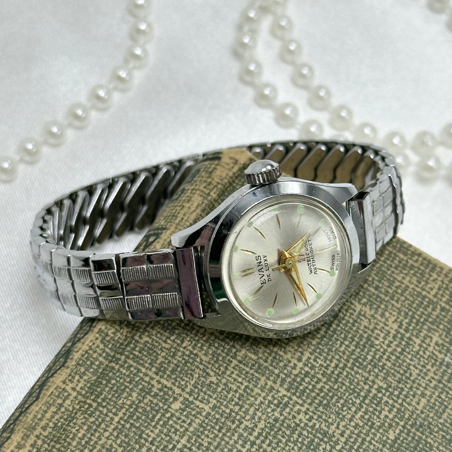 1950's Two-Tone Evans De Luxe Wind-Up Watch