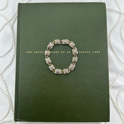 Two-Tone Geometric Bracelet with Magnetic Clasp