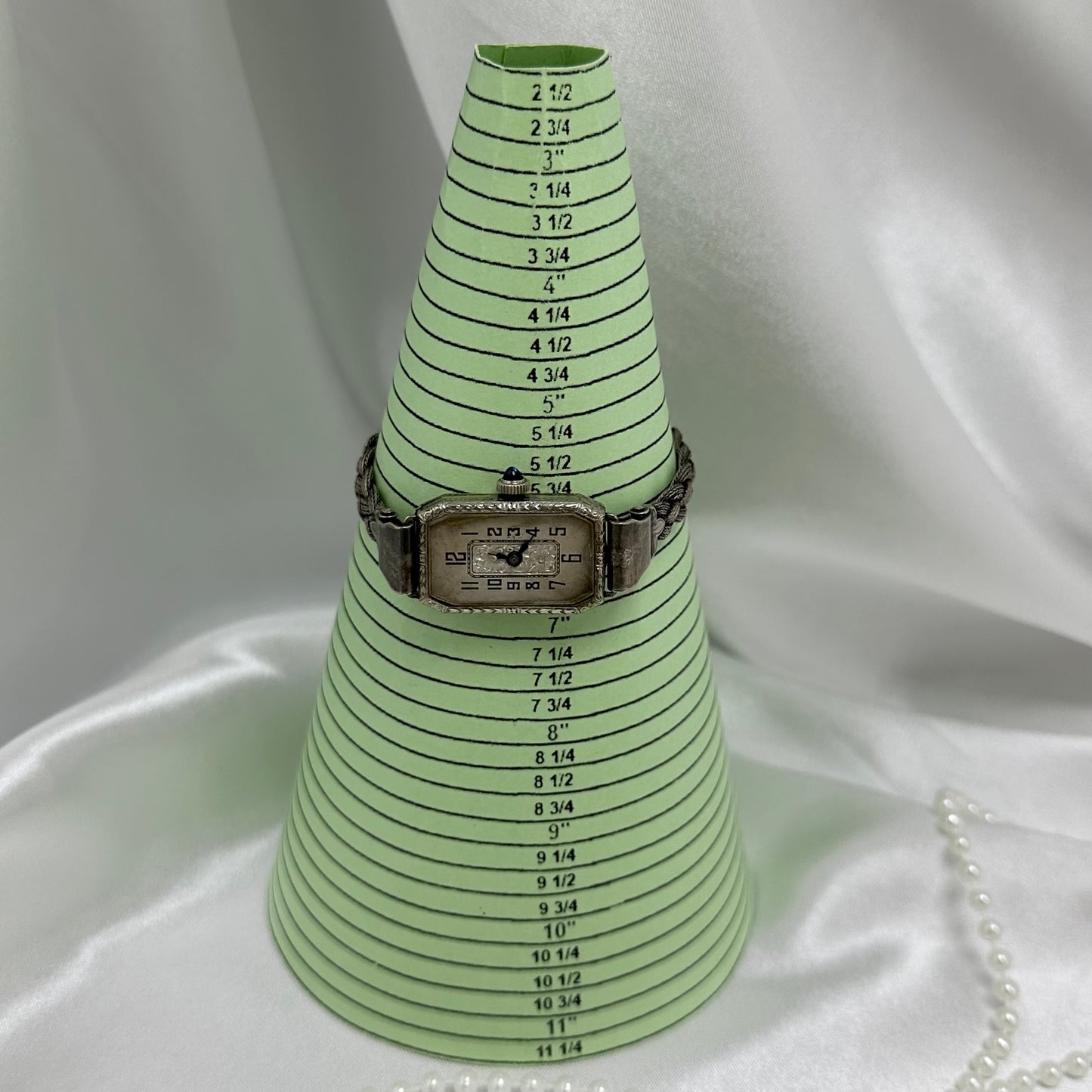 Antique 1930's Art Deco Wind Up Watch