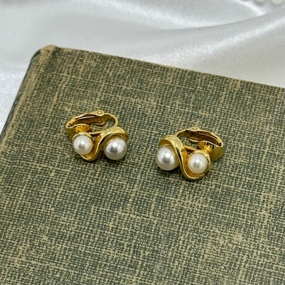 Vintage Clip On Pearl Earrings