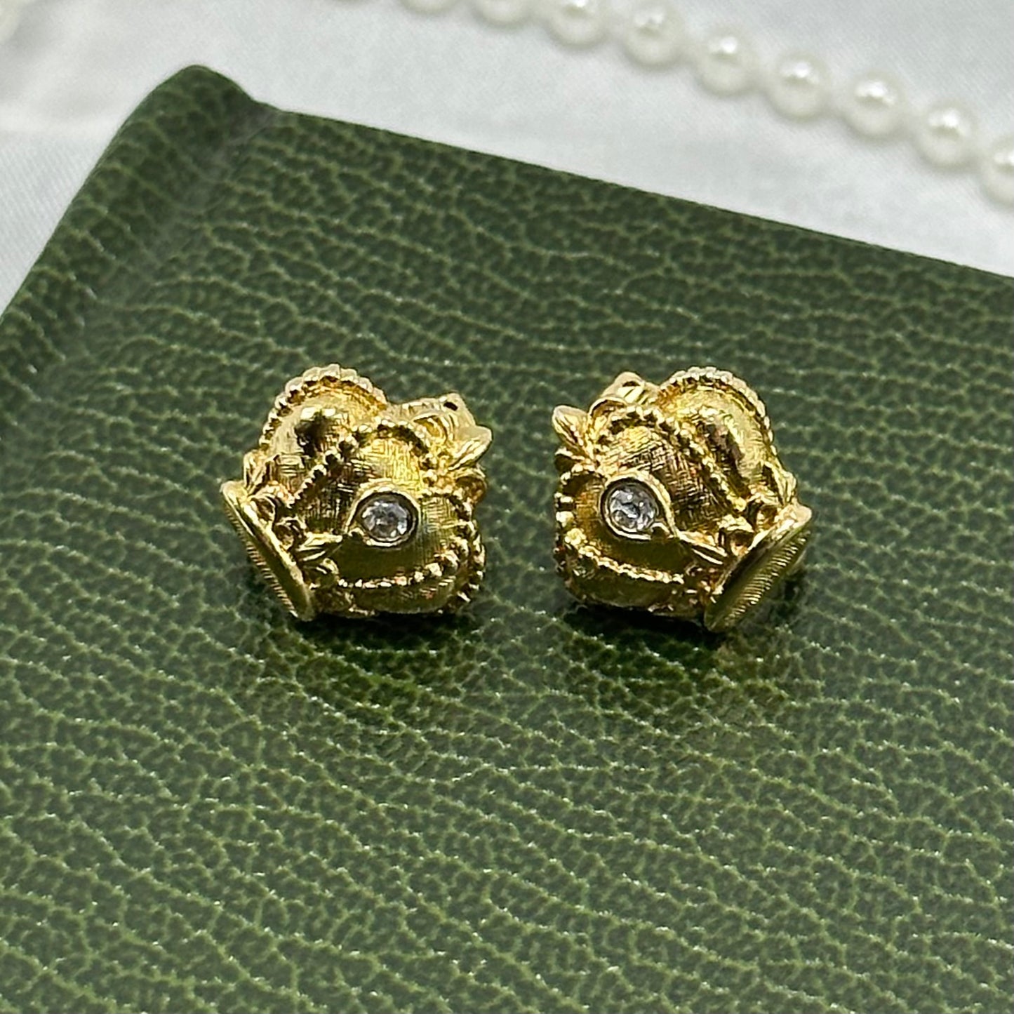 1980's Vintage Avon Gold Regal Crown Clip On Earrings