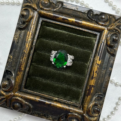 Green Stone Vintage Deadstock Ring Rhodium Plated