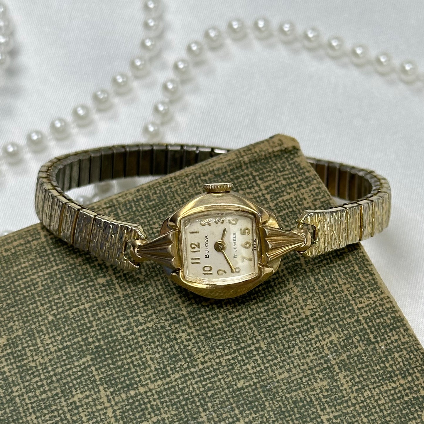 1959 10k RGP Wind-Up Bulova Cocktail Watch with Detailed Band
